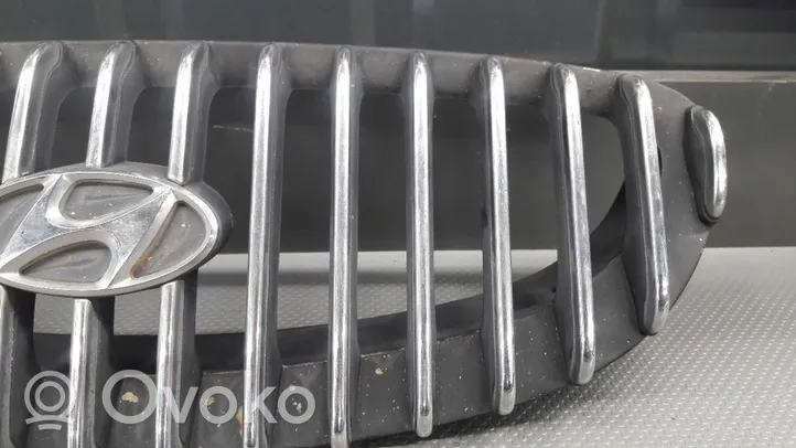 Hyundai Sonata Grille calandre supérieure de pare-chocs avant 