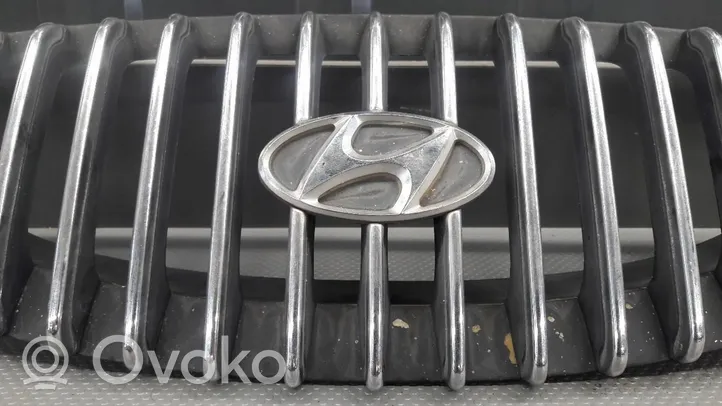 Hyundai Sonata Grille calandre supérieure de pare-chocs avant 