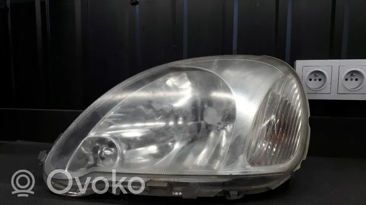 Toyota Yaris Headlight/headlamp 89008658