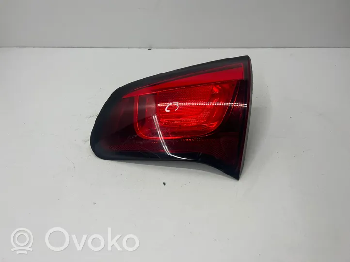 Citroen C3 Lampy tylnej klapy bagażnika 9685225480