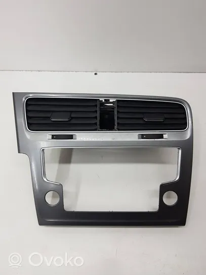 Volkswagen Golf VII Radio/GPS head unit trim 5G1819743