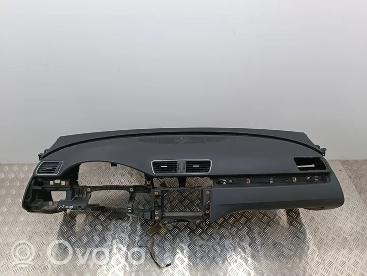 Volkswagen PASSAT CC Dashboard 3C1857003