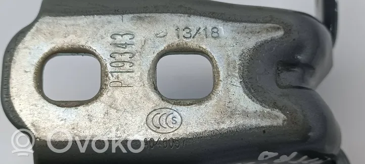 Opel Astra K Charnière supérieure de porte avant A046057