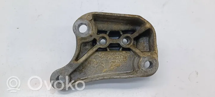 Citroen Jumpy Gearbox mounting bracket 9673773380