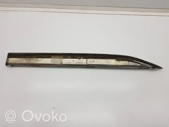 Lexus RX 450H Takaoven lista (muoto) 10920640L0