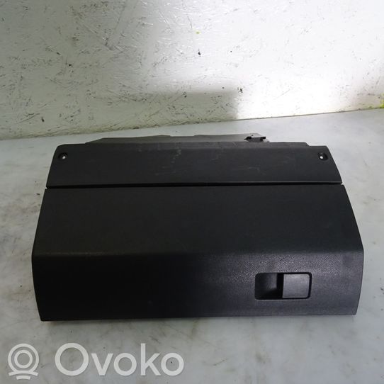 Skoda Fabia Mk1 (6Y) Glove box, 17.69 € RRR