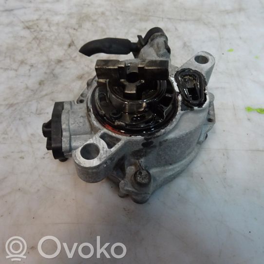 9804021880 Ford Focus ST Vacuum pump, 25.11 € RRR