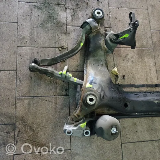 Audi A4 S4 B5 8D Sottotelaio anteriore 