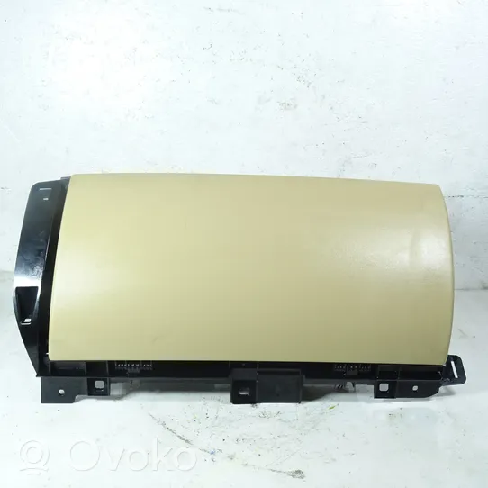 Jaguar XJ X351 Glove box, 62.88 € RRR