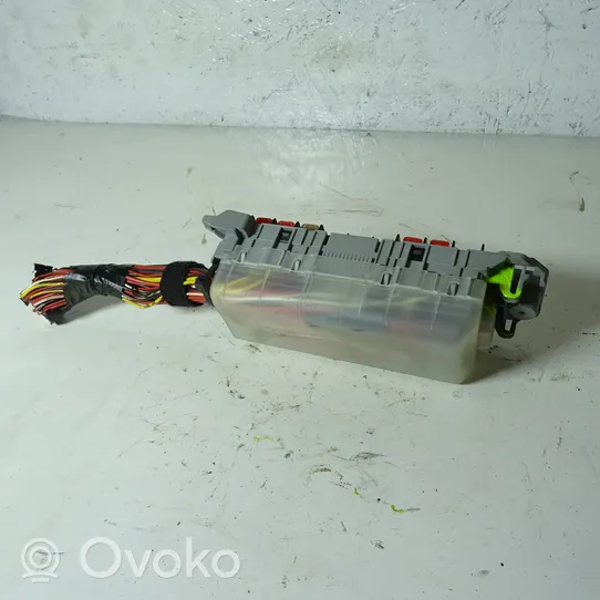 Opel Meriva A Fuse box set 93363136