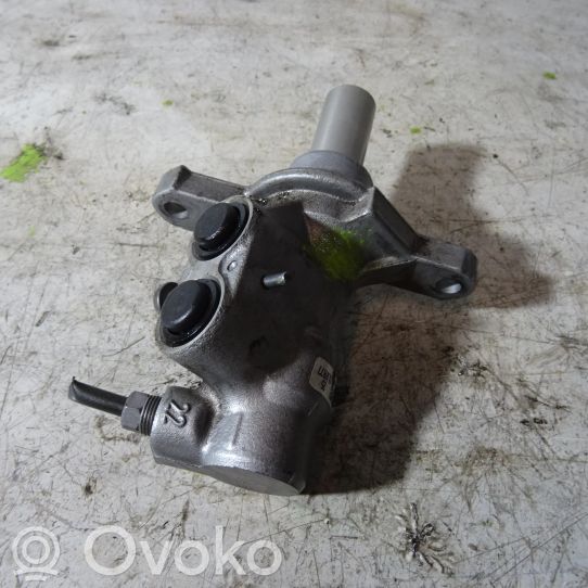 Dacia Duster Master brake cylinder, 17.69 € RRR