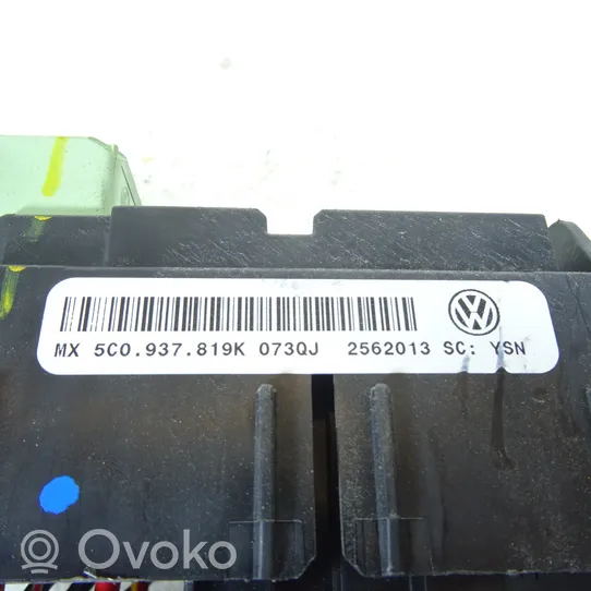 Volkswagen Jetta VI Saugiklių dėžė (komplektas) 5C0937819K