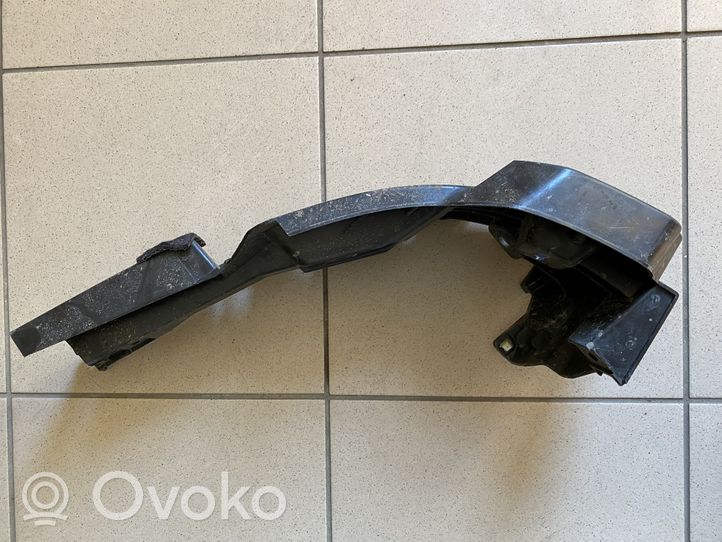 Porsche Cayenne (9PA) Staffa angolare del supporto di montaggio del paraurti 7P5807393C