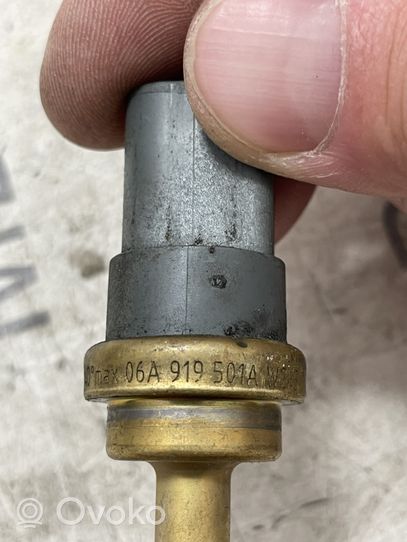 Audi A5 8T 8F Sonde de température de liquide de refroidissement 06A919501A