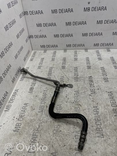 Porsche Macan Tubo flessibile del radiatore dell’olio del cambio 95B317826B