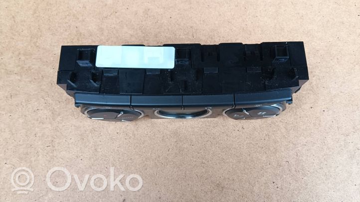 Citroen C3 Climate control unit 96831720XT