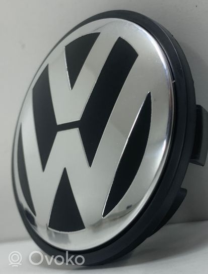 Volkswagen PASSAT B7 Original wheel cap 3B7601171