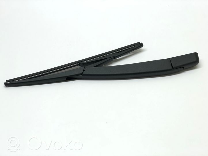 Mercedes-Benz C W204 Rear wiper blade arm A2048202245