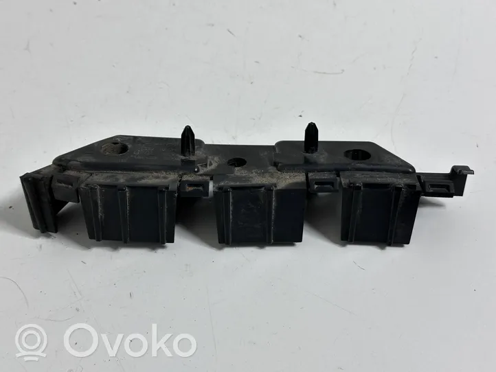 Ford Mondeo MK V Support de montage de pare-chocs avant DS7317D958B