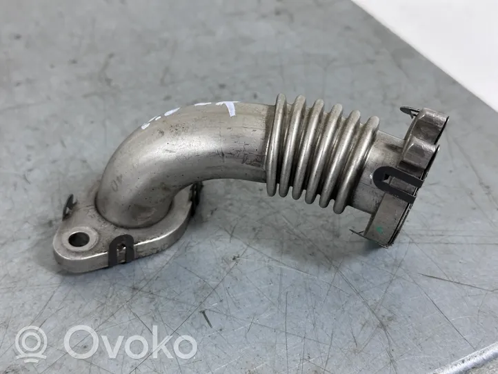 Ford Mondeo MK V Tuyau de raccordement solide EGR 84715F01