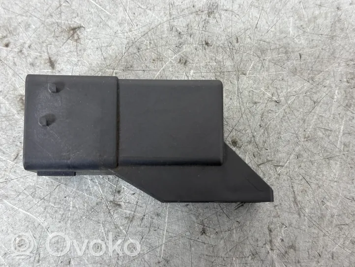 Ford Mondeo MK V Przekaźnik / Modul układu ogrzewania wstępnego 9803299780