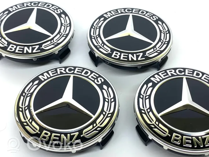 Mercedes-Benz E W213 Заводская крышка (крышки) от центрального отверстия колеса A1714000025
