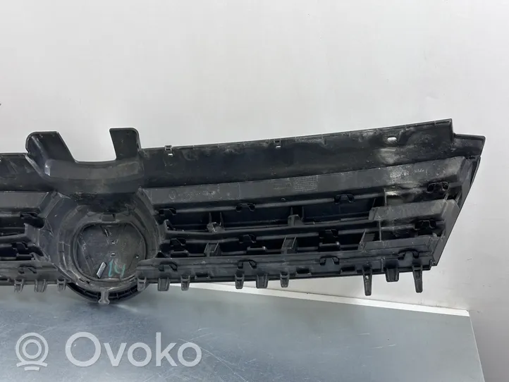 Volkswagen Golf VII Front bumper upper radiator grill 5G0853655A