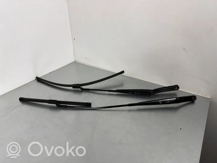 Seat Leon (5F) Ramię wycieraczki szyby przedniej / czołowej 5F1955409