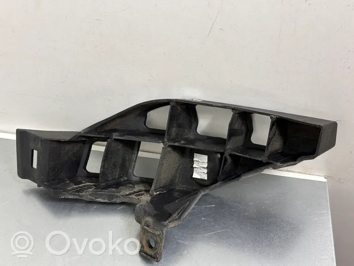 Seat Leon (5F) Uchwyt / Mocowanie zderzaka tylnego 5F0807377