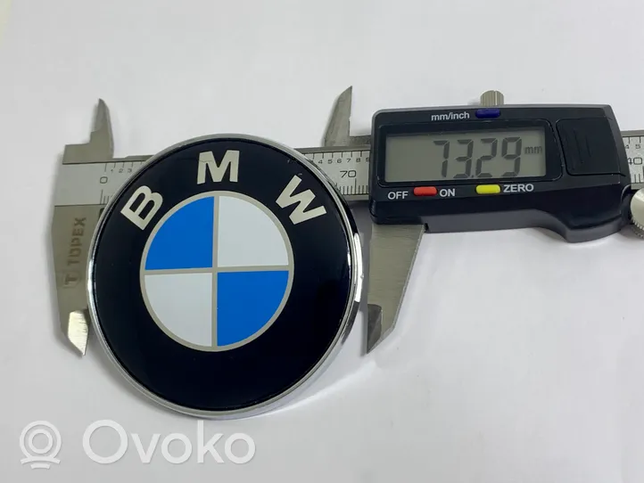 BMW 5 E39 Manufacturers badge/model letters 51148132375