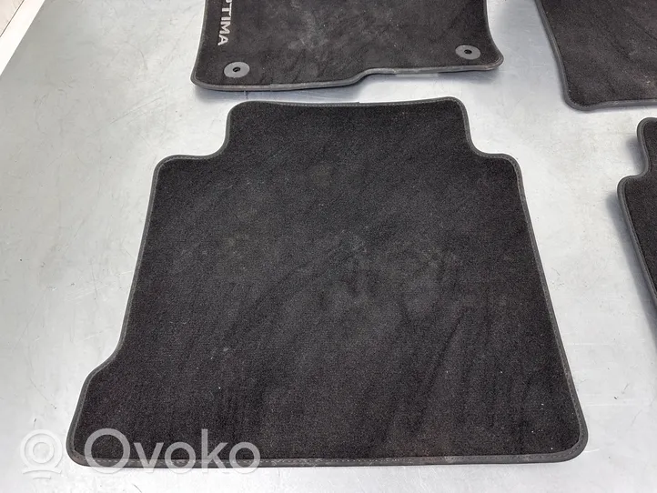 KIA Optima Kit tapis de sol auto D4143ADE00