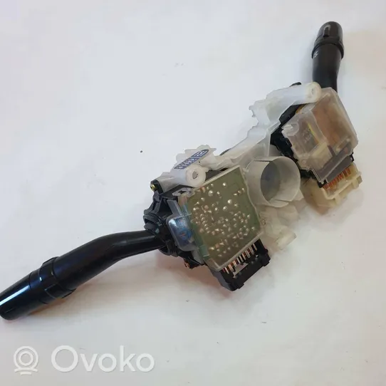 Lexus RX 300 Pyyhkimen/suuntavilkun vipukytkin 8431048050