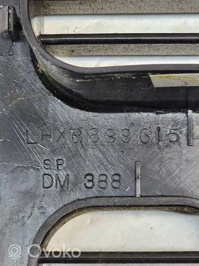 Chrysler Sebring (FJ - JX) Kojelaudan sivutuuletussuuttimen kehys LHXB899015
