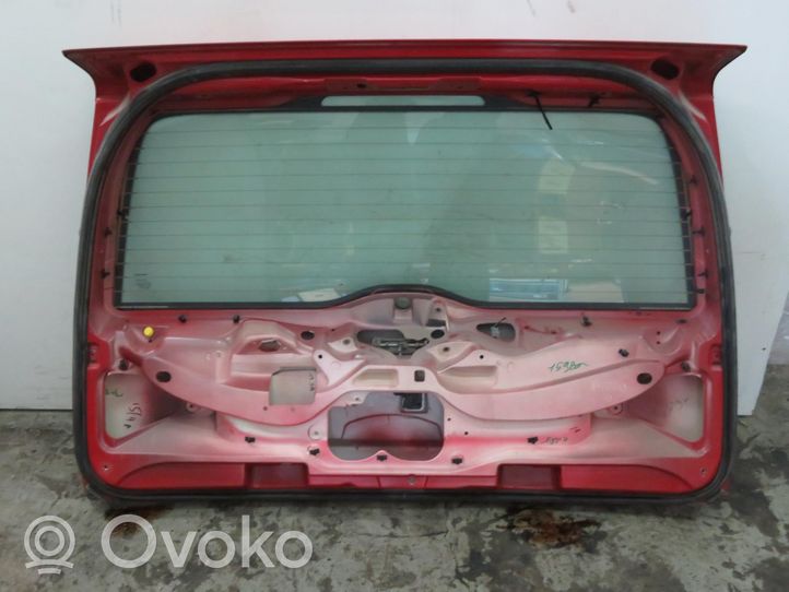 Volvo V70 Tylna klapa bagażnika 