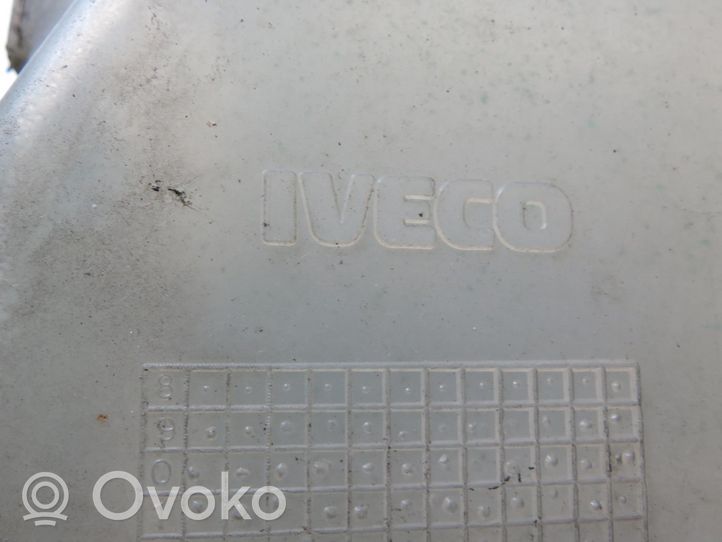 Iveco Daily 35 - 40.10 Valaisimen pesurin nestesäiliö 