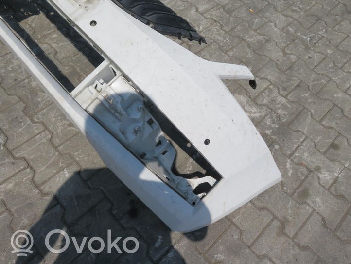 Skoda Octavia Mk3 (5E) Zderzak przedni 