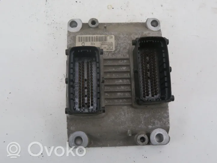 Alfa Romeo 147 Unité de commande, module ECU de moteur 0261207727