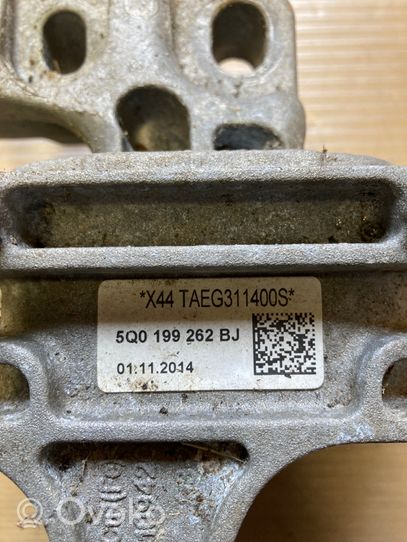 Seat Leon (5F) Wspornik / Mocowanie silnika 5Q0199262BJ