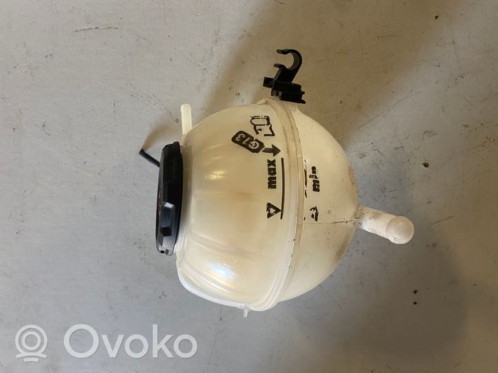 Skoda Fabia Mk3 (NJ) Vase d'expansion / bouchon de réservoir de liquide de refroidissement 