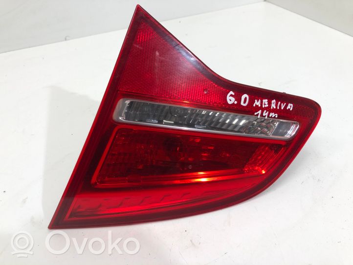 Opel Meriva B Lampy tylnej klapy bagażnika 13434862