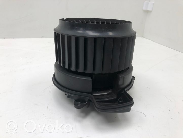 Audi A8 S8 D4 4H Ventola riscaldamento/ventilatore abitacolo CZ0160701275