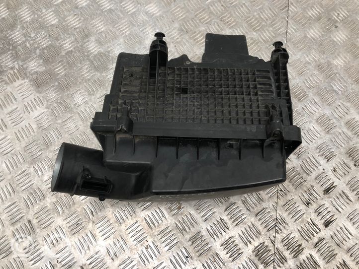 Land Rover Freelander 2 - LR2 Scatola del filtro dell’aria 