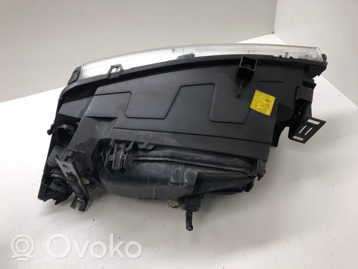 Ford Mondeo Mk III Faro/fanale C301174602