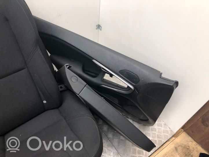 Volvo V40 Salono komplektas 