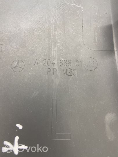Mercedes-Benz C AMG W204 Kojų erdvės šonine apdaila A2046880106