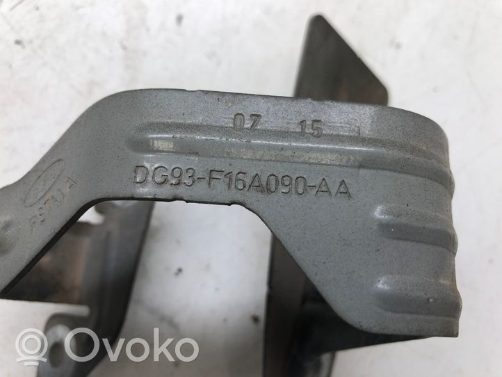 Ford Mondeo MK V Supporto di montaggio del parafango DDG93F16A090AA