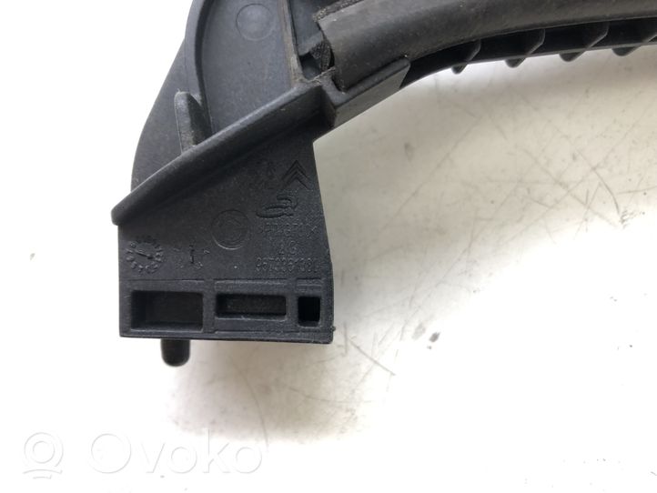 Peugeot 208 Rail de pare-brise de porte arrière 9673361380