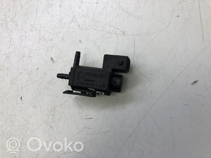 BMW 3 F30 F35 F31 Solenoidinis vožtuvas 