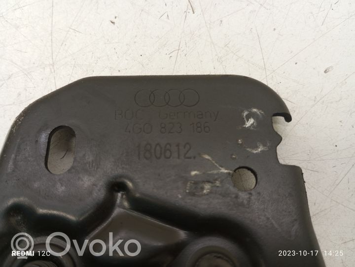 Audi Q3 8U Konepellin lukituksen salpahaka 