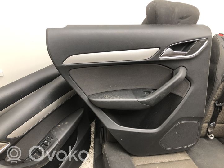 Audi Q3 8U Tapicerka / Komplet 